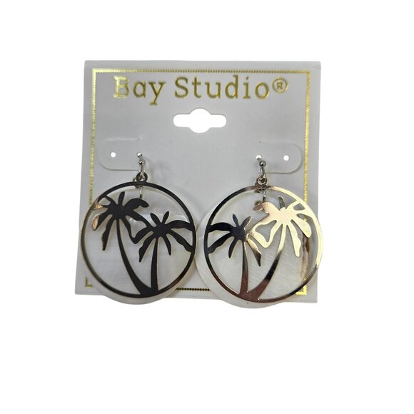 NWT New Directions, Bay Studio and Massini Bundle of 5 Sets Silver Tone Earrings - Picture 3 of 6